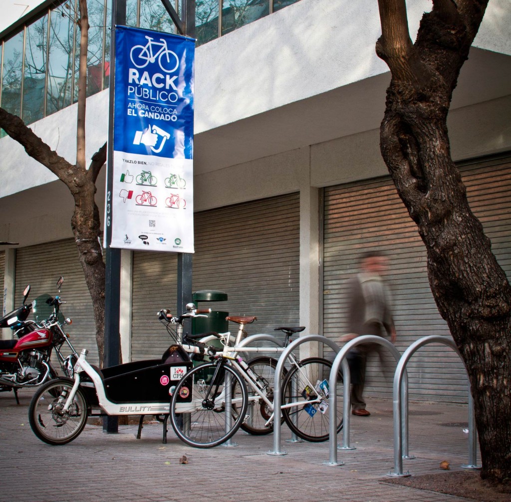 Estacionamintos de bicicletas e información al usuario